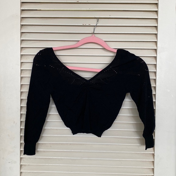 For Love & Lemons Stretchy V-Neck long sleeve crop top Black - Picture 1 of 4